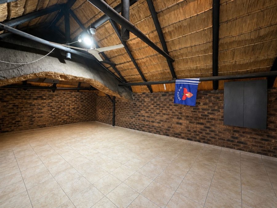 3 Bedroom Property for Sale in Oos Einde North West